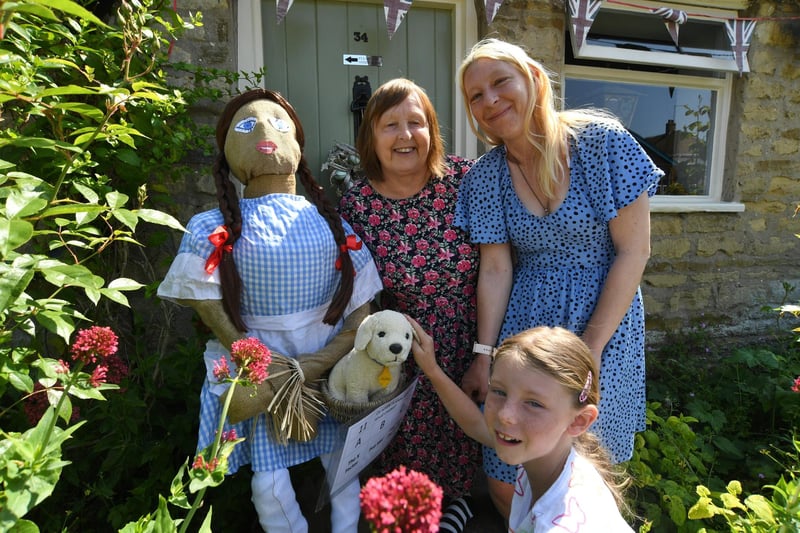 Carole and Amy Harrold with Amelia Buckley (8) with their Wizard of Oz display.