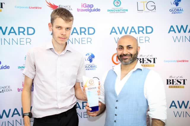 Daniel Evans of speedcubing.org wins Toy Store of the Year Award