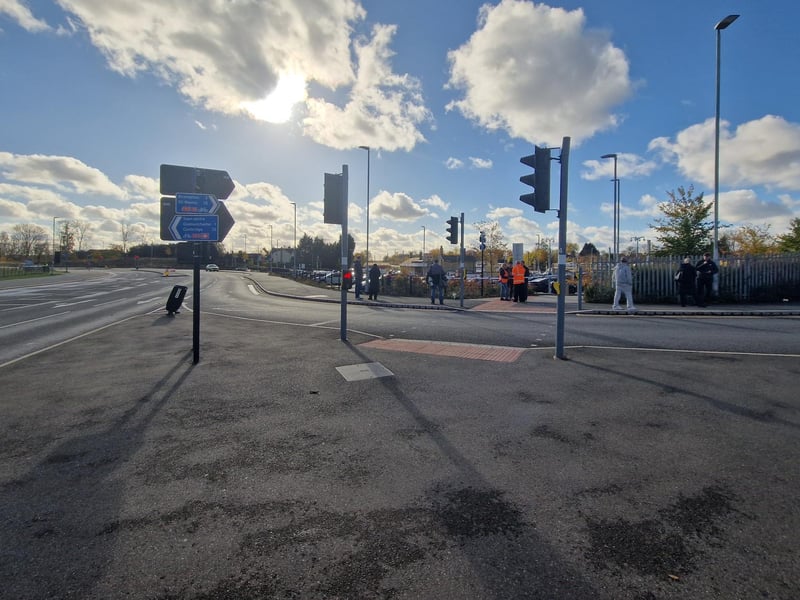 The A1307 leading into Huntingdon town centre is closed.