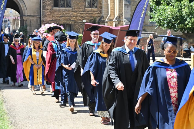 IN PICTURES: ARU Peterborough's first undergraduates celebrate their ...