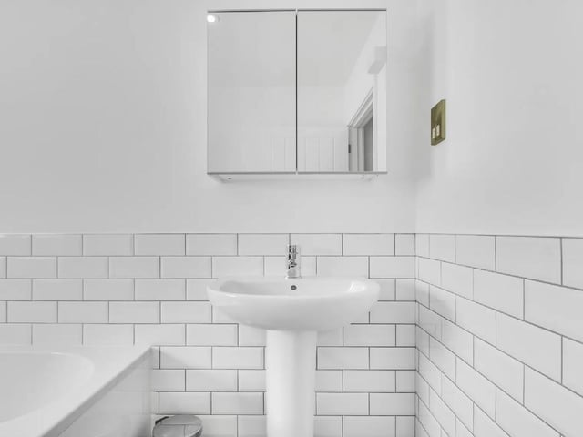 Another view of the inside the bathroom