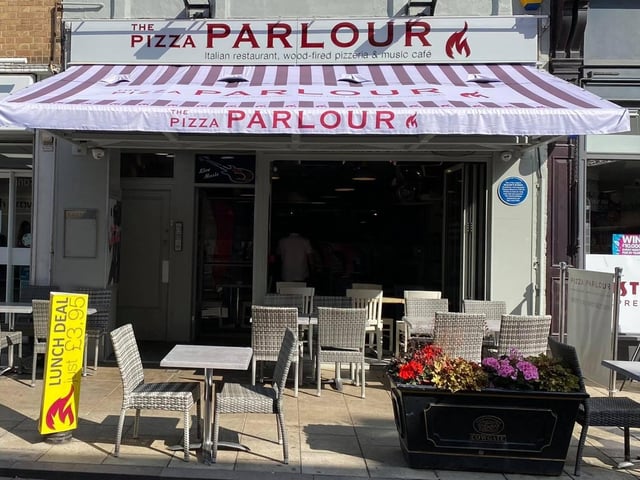 Pizza Parlour and Music Cafe in Cowgate
