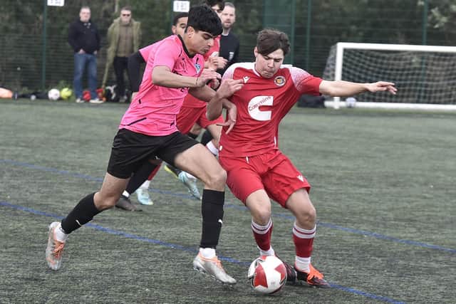FC Hampton Royals Under 18s (pink) in action. Photo David Lowndes.