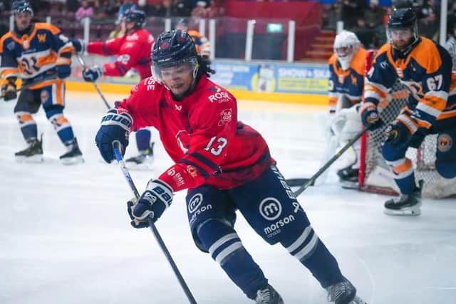 Morgan Clarke-Pizzo on the attack for Phantoms against Romford. Photo Willow Florence Photography