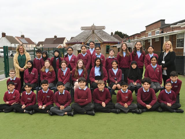 Fulbridge Academy year 6 leavers (4) Y622