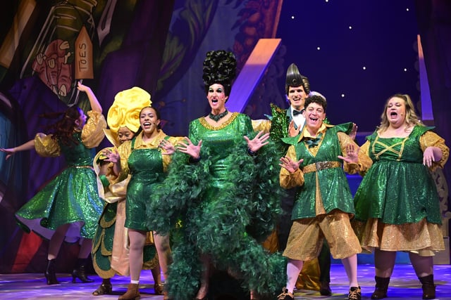 Panto Is Fun A fee-fi-fo-fun take on a panto classic that's gone super-sized