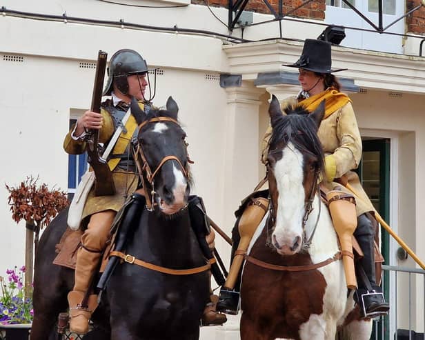 Cromwellian cavalry on Huntingdon Town Square
