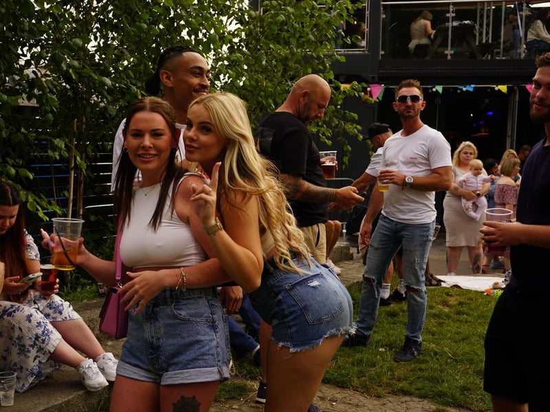 The House Sessions Garden Party at Charters