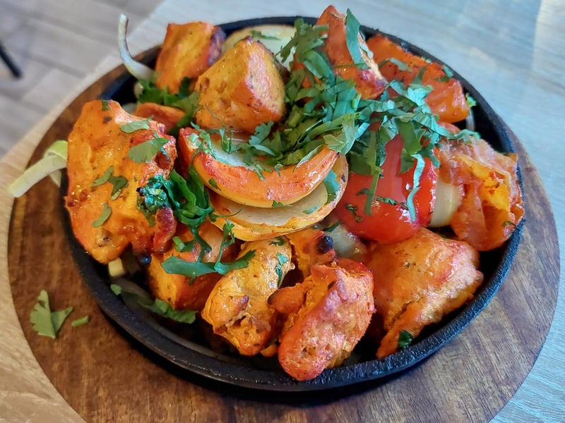 Brad Barnes dines at The Marigold Tavern at Eye Green