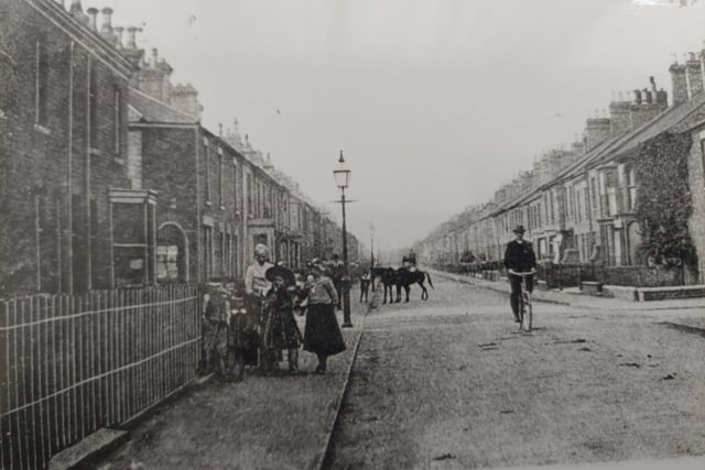 Gladstone Street in the early 20th century - could that be the junction with Cobden Street?