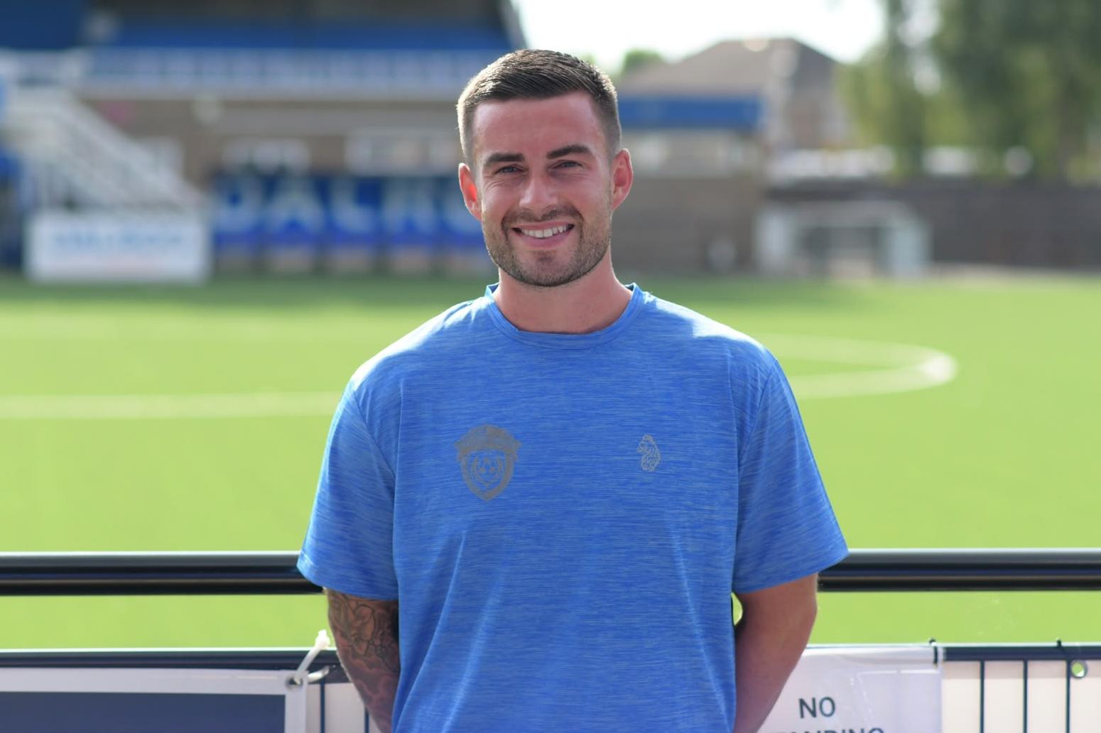 Spalding United sign a defender from the National League
