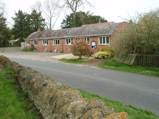 At the time of the Domesday Book in 1086, modern day Glatton was known as Glatune. It had 35 households at that time.