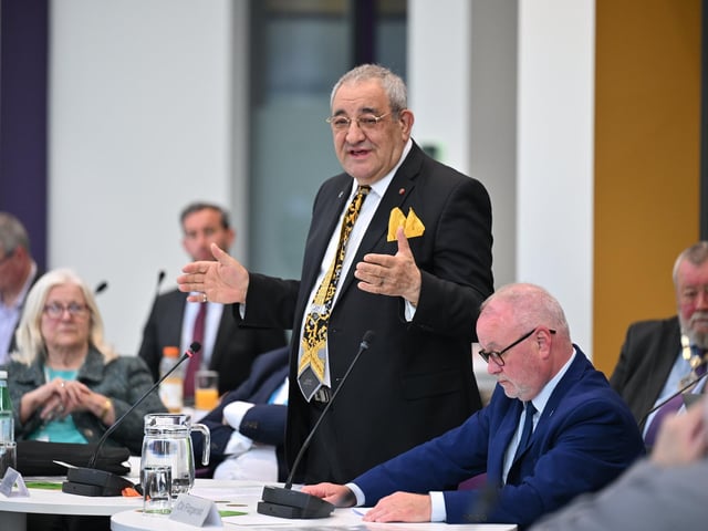 Former Mayor cllr Marco Cereste addresses the meeting
