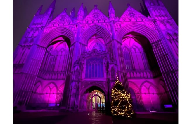 The Cathedral lit up in Kidney Research UK colours