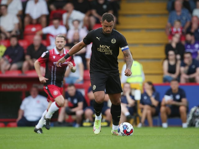 The new skipper certainly looked in good shape, but he often lacked support down the middle. Should have scored with a second-half header. 6.