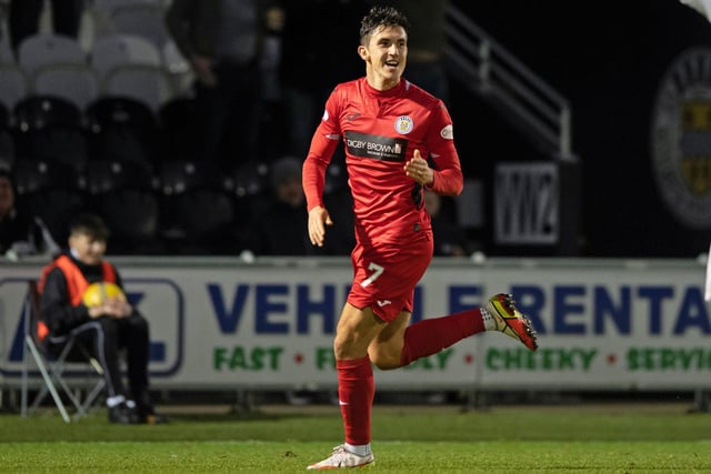 PAISLEY, SCOTLAND - NOVEMBER 20: Jamie McGrath celebrates his goal to make it 1-0 during a cinch Premiership match between St Mirren and Livingston at the SMISA Stadium, on November 20, 2021, in Paisley, Scotland. (Photo by Sammy Turner / SNS Group)
