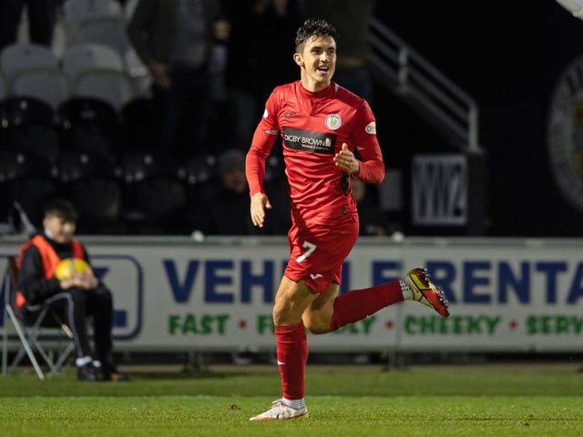 PAISLEY, SCOTLAND - NOVEMBER 20: Jamie McGrath celebrates his goal to make it 1-0 during a cinch Premiership match between St Mirren and Livingston at the SMISA Stadium, on November 20, 2021, in Paisley, Scotland. (Photo by Sammy Turner / SNS Group)