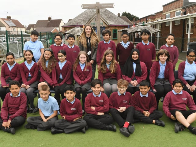 Fulbridge Academy year 6 leavers (4) Y622