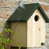 BG - R405836 Starling nest box 4 - A garden nest box for starlings