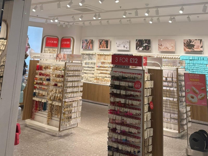 Jeweller Lovisa in Peterborough's Queensgate Shopping Centre