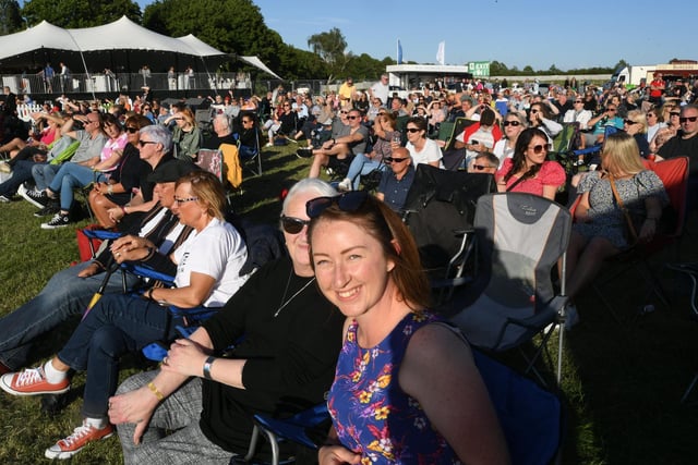 Crowds at the Simply Red show