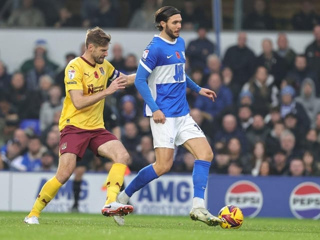Home: 74% Draw: 15% Away: 11%