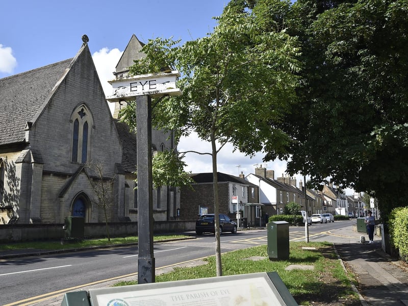 The neighbourhood with the tenth highest average household income was Eye and Thorney. There, households had an estimated total annual income, before tax, of £40,700.