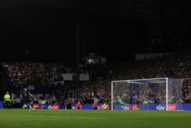 Dan Butler of Peterborough United sees his penalty hit the crossbar during the penalty shoot-out. Photo: Joe Dent/theposh.com.