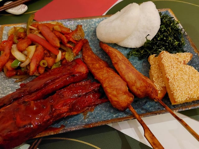 Brad Barnes dines at Fire & Wok in Cowgate, Peterborough city centre