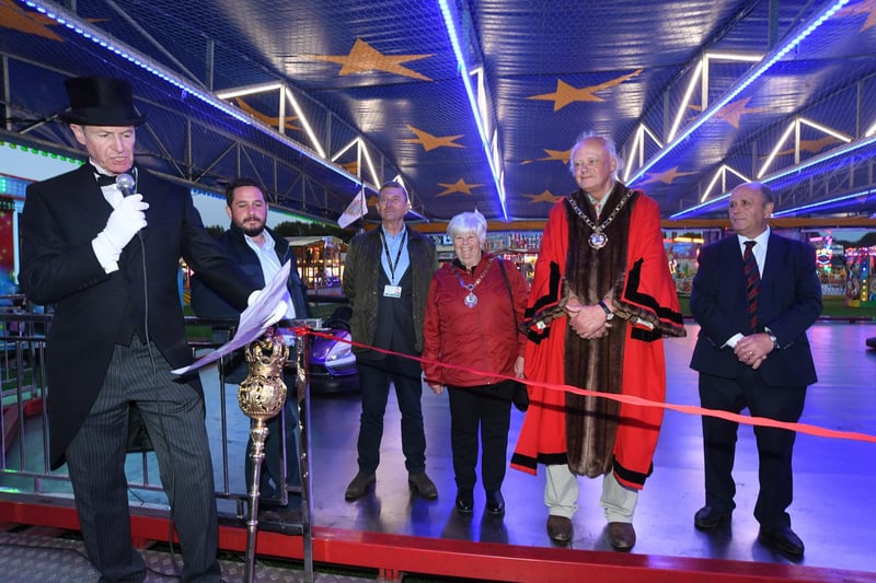 Mayor of Peterborough Nick Sandford opens the Bridge Fair at the Embankment with owners John and Harry Scarrott.