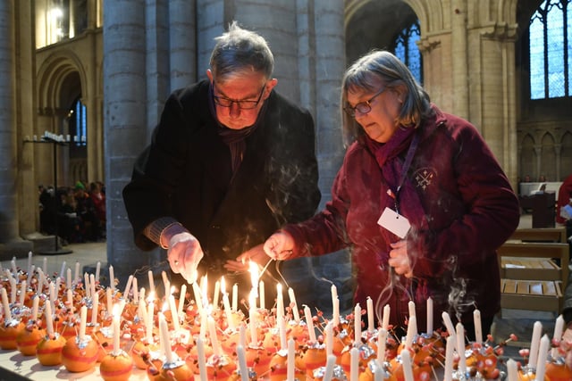 Peterborough Cathedral Christingle Service 2022