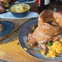 ‘Roasties to die for!’: 8 of the best places in Peterborough for a hearty roast dinner this autumn - as suggested by our readers