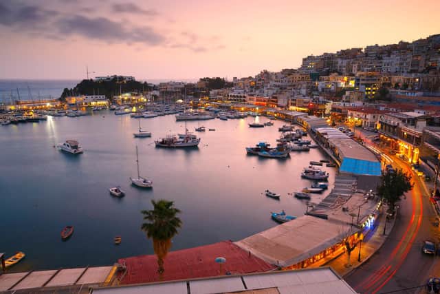 Mikrolimano Marina is a short walk from the hotel