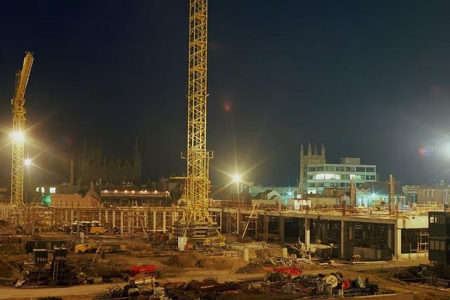 Queensgate under construction