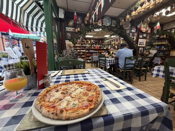 Offering a range of pizza and pasta dishes as well as traditional English breakfasts, the menu was far more diverse than I was expecting for a relatively small deli