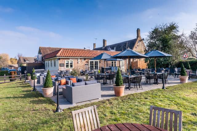 Brad Barnes has brunch at the Fitzwilliam Arms in Marholm, Peterborough