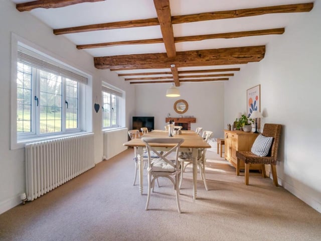 Dining room.