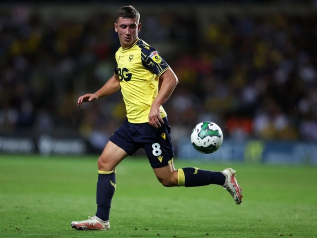 Rating: 69 PACE: 64, SHOOTING; 65, PASSING: 69, DRIBBLING: 67, 60, PHYSICALITY: 72