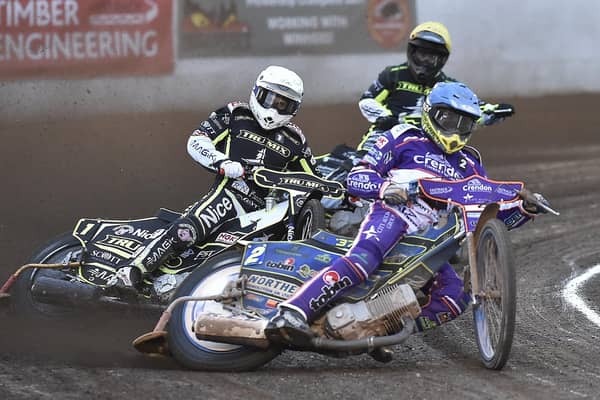 Chris Harris in action for Panthers against Ipswich. Photo: David Lowndes.