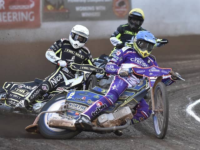 Chris Harris in action for Panthers against Ipswich. Photo: David Lowndes.