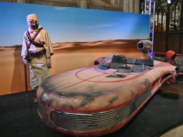 The Landspeeder, as built as London's Elstree Studio.