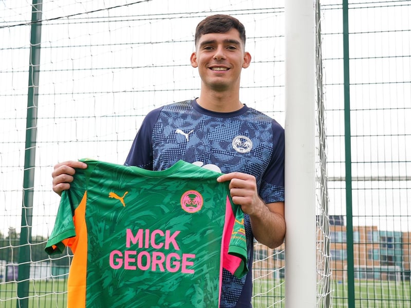 It seems a bit peculiar to see a goalkeeper arrive on loan in an emergency and for him then not to play. It happened to the Norwich City 'keeper last weekend and, although Nick Bilokapic did ok, there was still a question mark over one of the goals he conceded. We know what Bilokapic can offer, but we need to find out about Reyes as soon as possible.