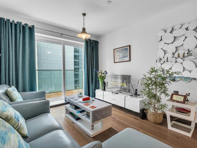 The lounge with balcony