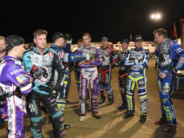 Riders involved in the individual meeting.
