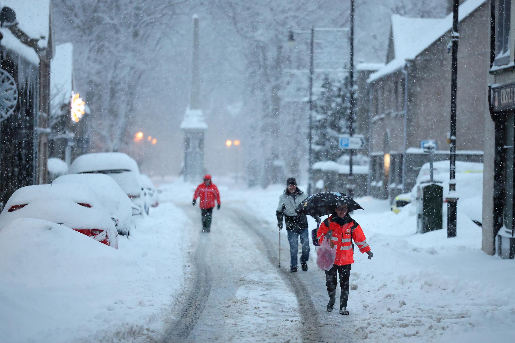 What is the polar vortex and how will it affect Peterborough’s weather during November?