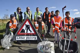 Litter pickers at Cardea for Great British Spring Clean including Cllr Chris Harper.