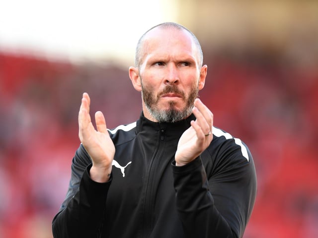 His Lincoln City side in League One in 20/21 was an outstanding football team, but one based heavily on loans. Without them he went on to struggle at the Imps before he was surprisingly appointed to manage Championship side Blackpool with predictable results. Another whose best days are in the past. Posh prospects 6/10.