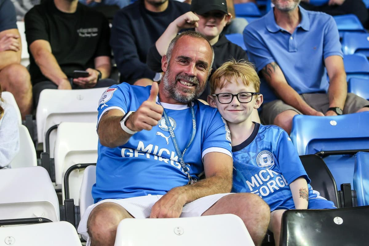 Fc Peterborugh 85 pictures of the fantastic Peterborough United fans who have watched ...