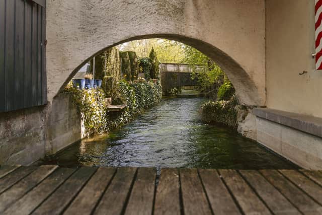 Tranquil waters await in Sursee, a stream bisecting bygone buildings boasting seven centuries of history (Luzern Tourismus)