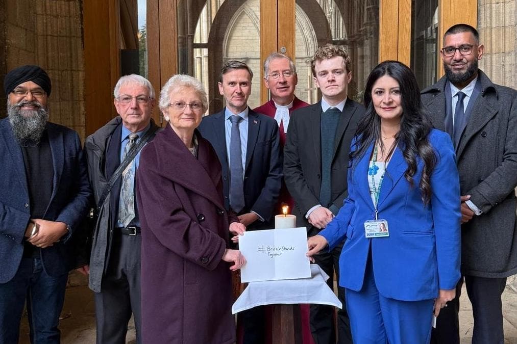 Peterborough holds peace vigil in memorial to Heaton Park synagogue ...